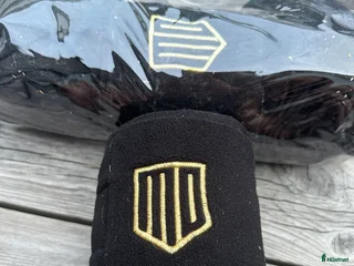 Benskydd hästutrustning till salu: Maya Delorez Benlindor i Upplands Väsby - Annons 2