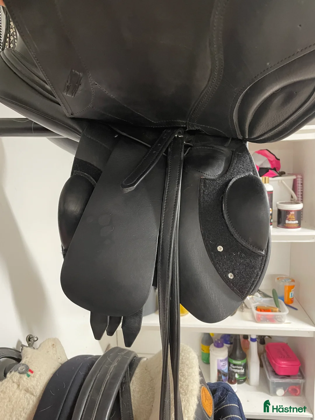 Sadlar hästutrustning till salu: 🐴 Sadel till salu – kvalitets‑hoppsadel 17” i Stjärnhov - Annons 5