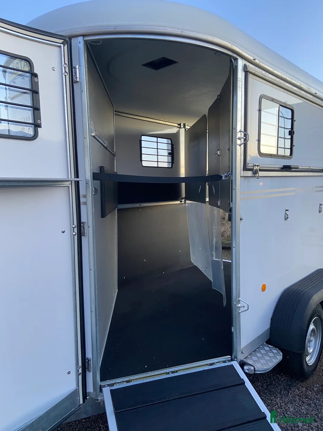 Hästtransporter  fordon & transport till salu: Fautras Oblic + 2, 2025-  finns i lager i Skurup - Annons 5