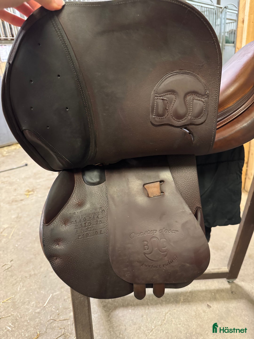 Sadlar hästutrustning till salu: Bruno Delgrange sadel i Örebro - Annons 7
