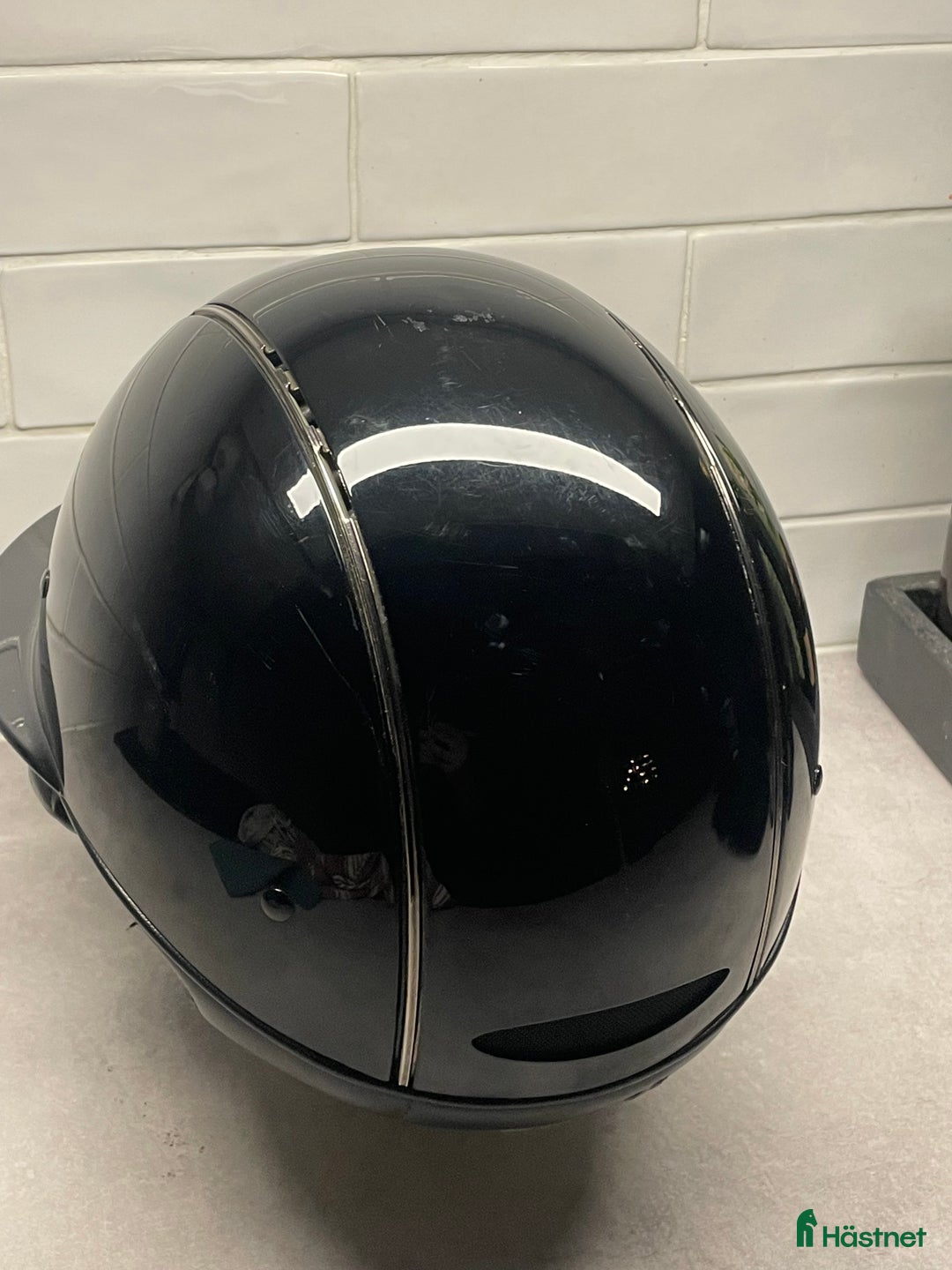 Hjälmar ryttarutrustning till salu: OneK advancé glossy 53-54 (51-56) i Ucklum - Annons 4