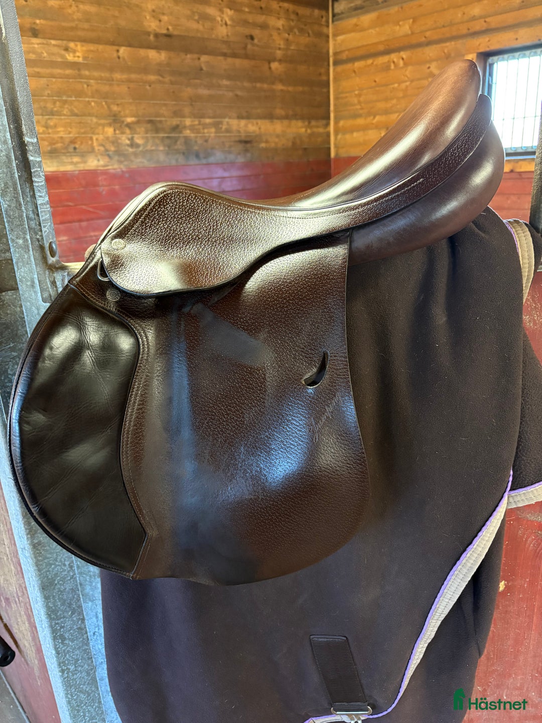Sadlar hästutrustning till salu: Equipe Emporio hoppning i Emmaboda - Annons 2