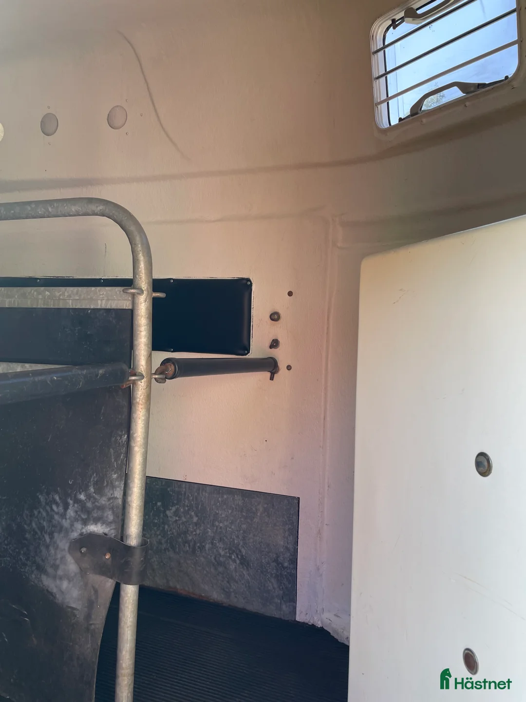 Hästtransporter  fordon & transport till salu: Välskött Värmlandsvagn  i Örebro - Annons 4