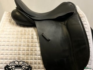 Sadlar hästutrustning till salu: Dressyrsadel Edinburgh 17" i Uppsala - Annons 2