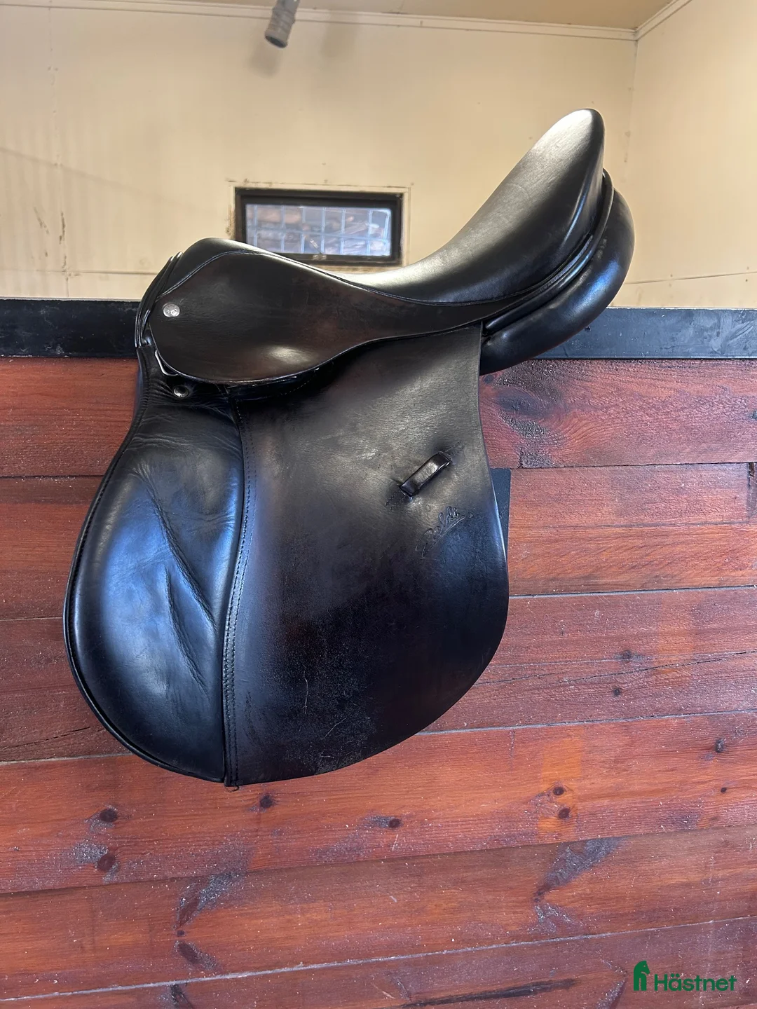 Sadlar hästutrustning till salu: Zaldi Royal 16,5”, 30” - Annons 2