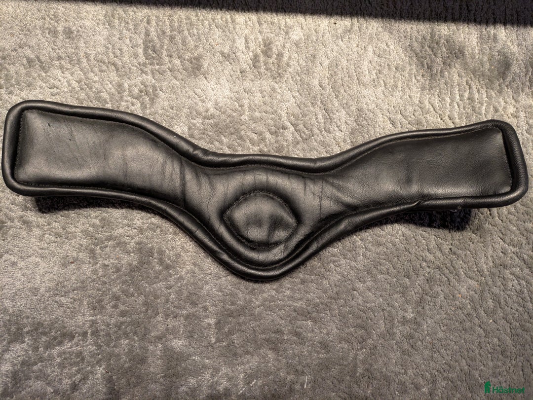 Sadeltillbehör hästutrustning till salu: Horka Anatomisk Dressyrgjord 50 cm  i Huddinge - Annons 4