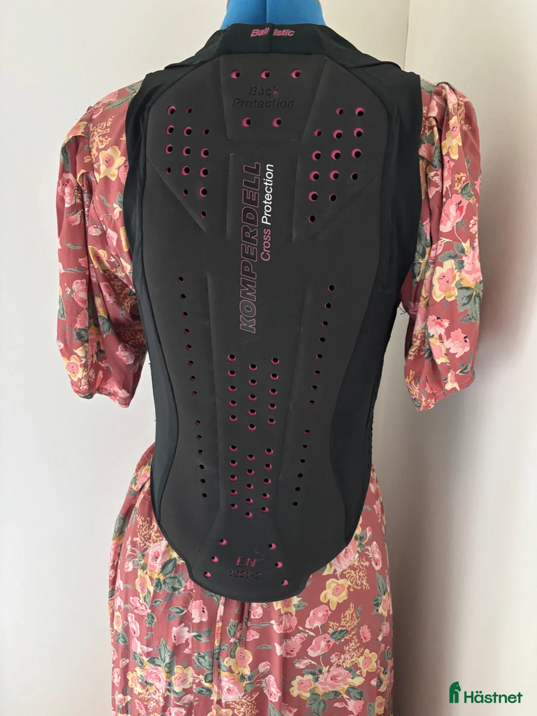 Säkerhetsvästar ryttarutrustning till salu: Säkerhetsväst - Annons 2