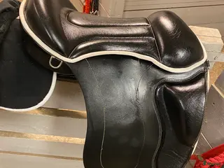 Sadlar hästutrustning Taur gaiter III i Färila - Annons 2