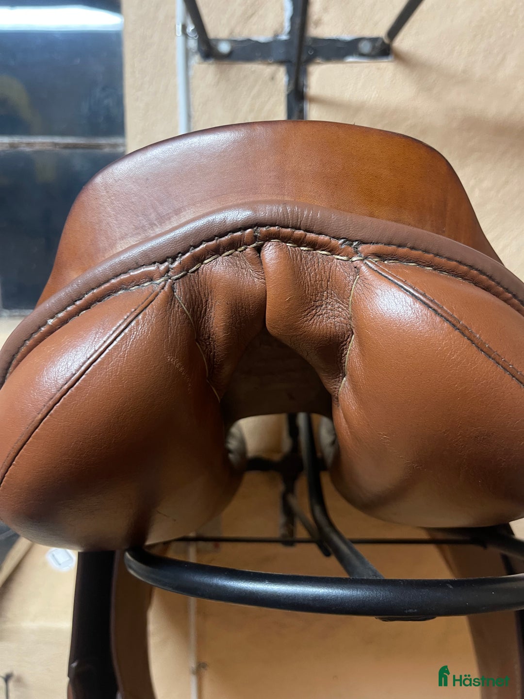 Sadlar hästutrustning till salu: Custom made Young Winner, 16”  i Lund - Annons 2