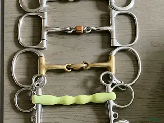 Bett hästutrustning till salu: Olika bett i storlek 13,5. i Halmstad - Annons 2