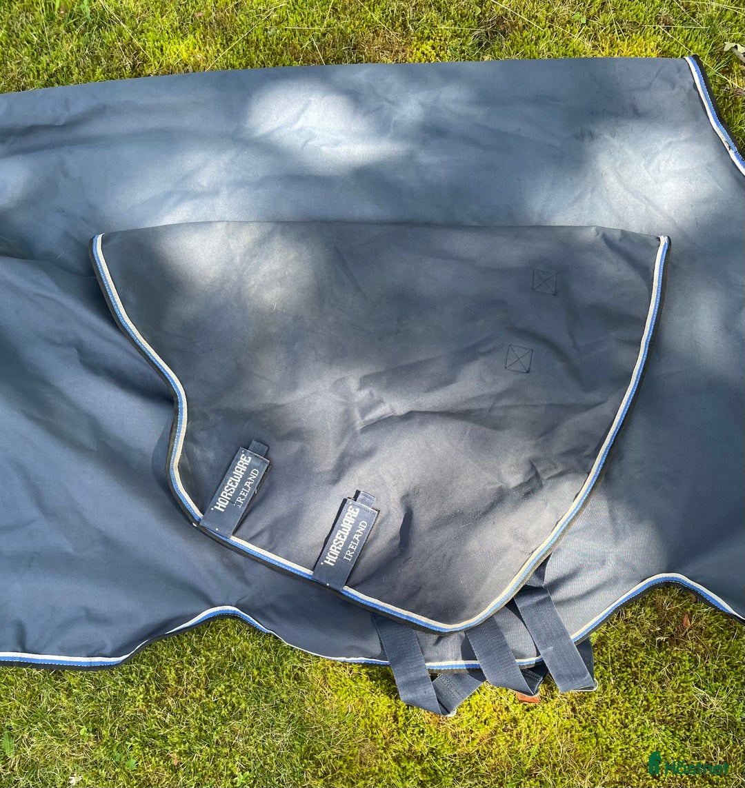 Täcken hästutrustning till salu: Amigo Bravo 12 plus 0g i Alingsås - Annons 1