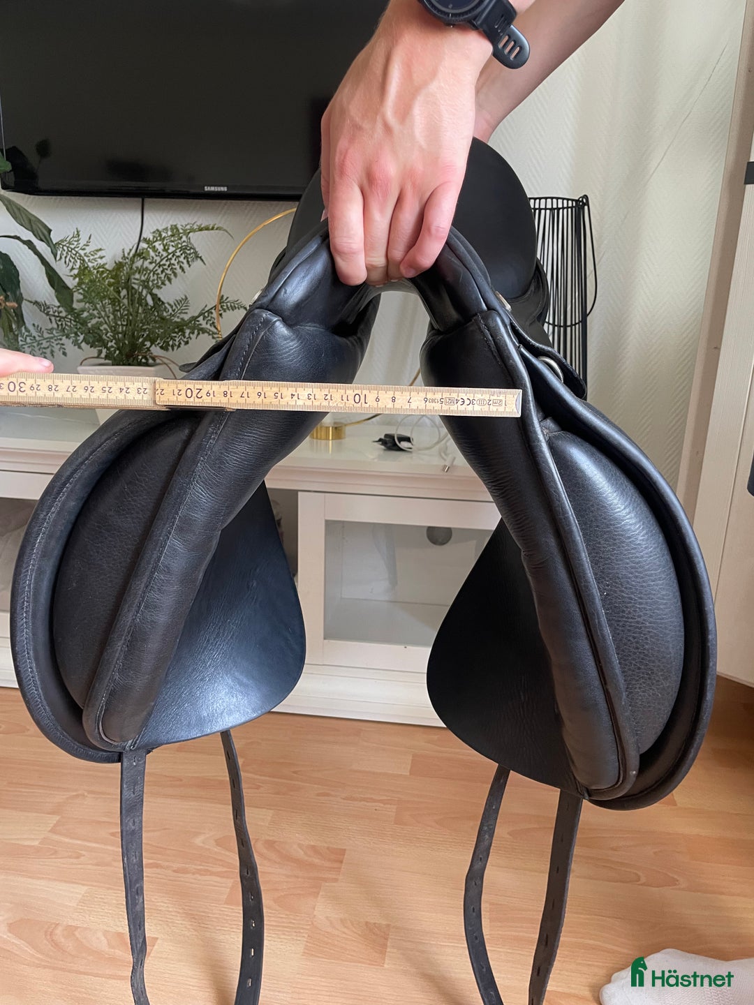 Sadlar hästutrustning till salu: 🐴 Knight Dressyrsadel 17” – MW, omvärmbar bom i Västerhaninge - Annons 2