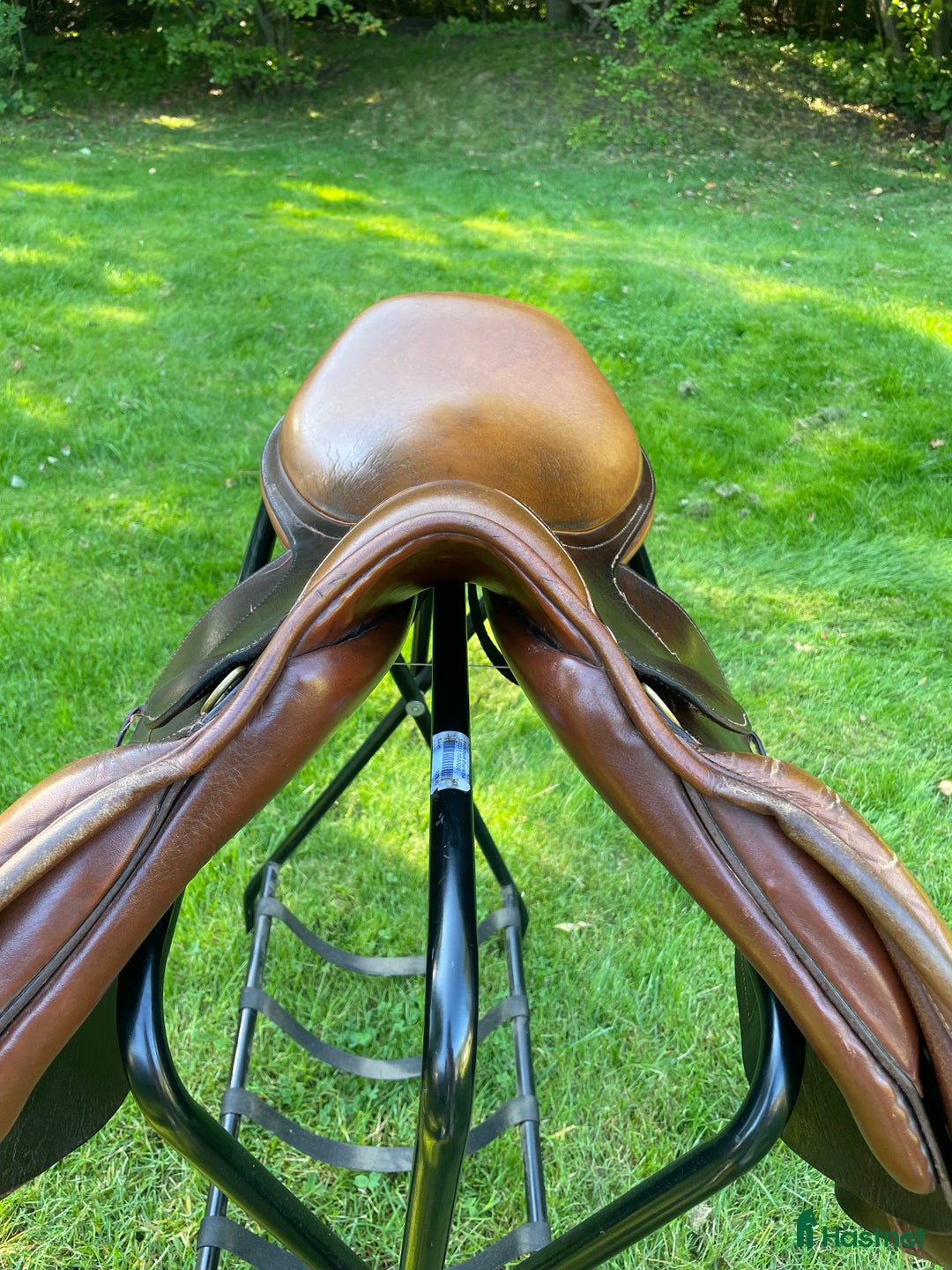 Sadlar hästutrustning till salu: Eric Tomas hoppsadel i Perstorp - Annons 2