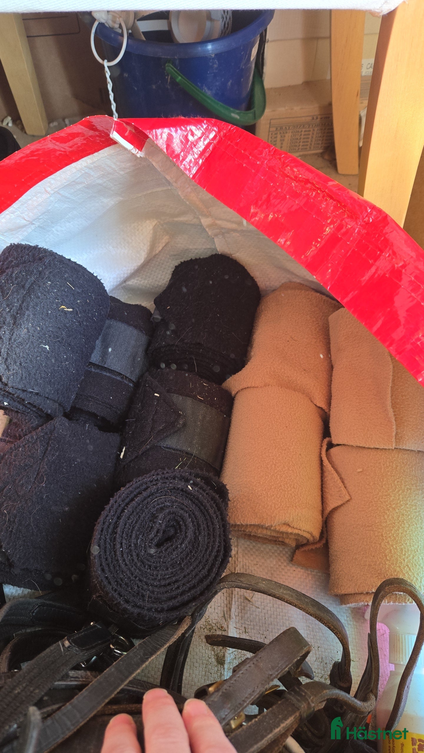 Övrig Hästutrustning hästutrustning till salu: Fleecelindor 10 st i Kolmården - Annons 1