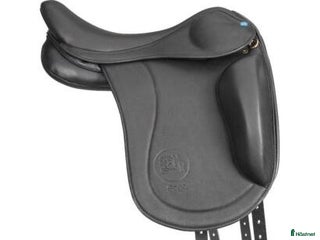 Sadlar hästutrustning till salu: HR Saga 17 tum i Skultuna - Annons 1