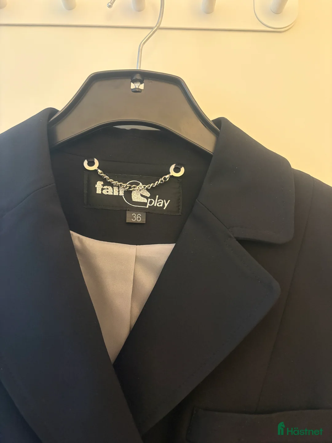 Jackor & Kavajer ryttarutrustning till salu: Tävlingskavaj/frackett Fair Play! i Helsingborg - Annons 3