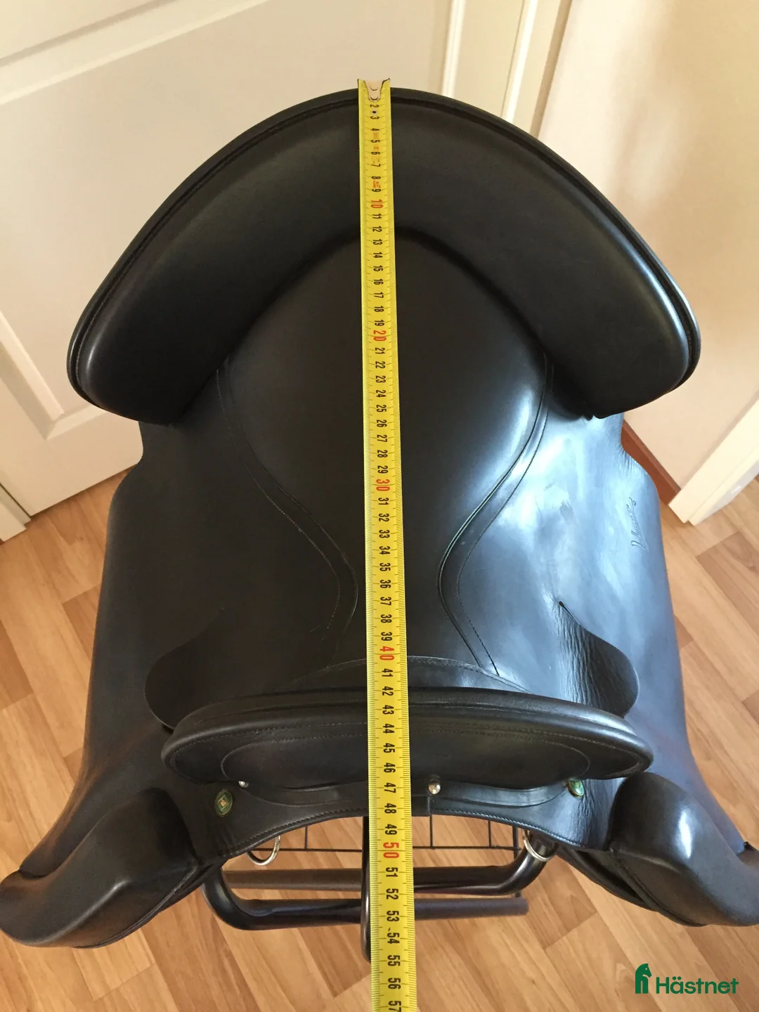 Sadlar hästutrustning till salu: Akademisk sadel (med fårskinns säte) - Annons 10