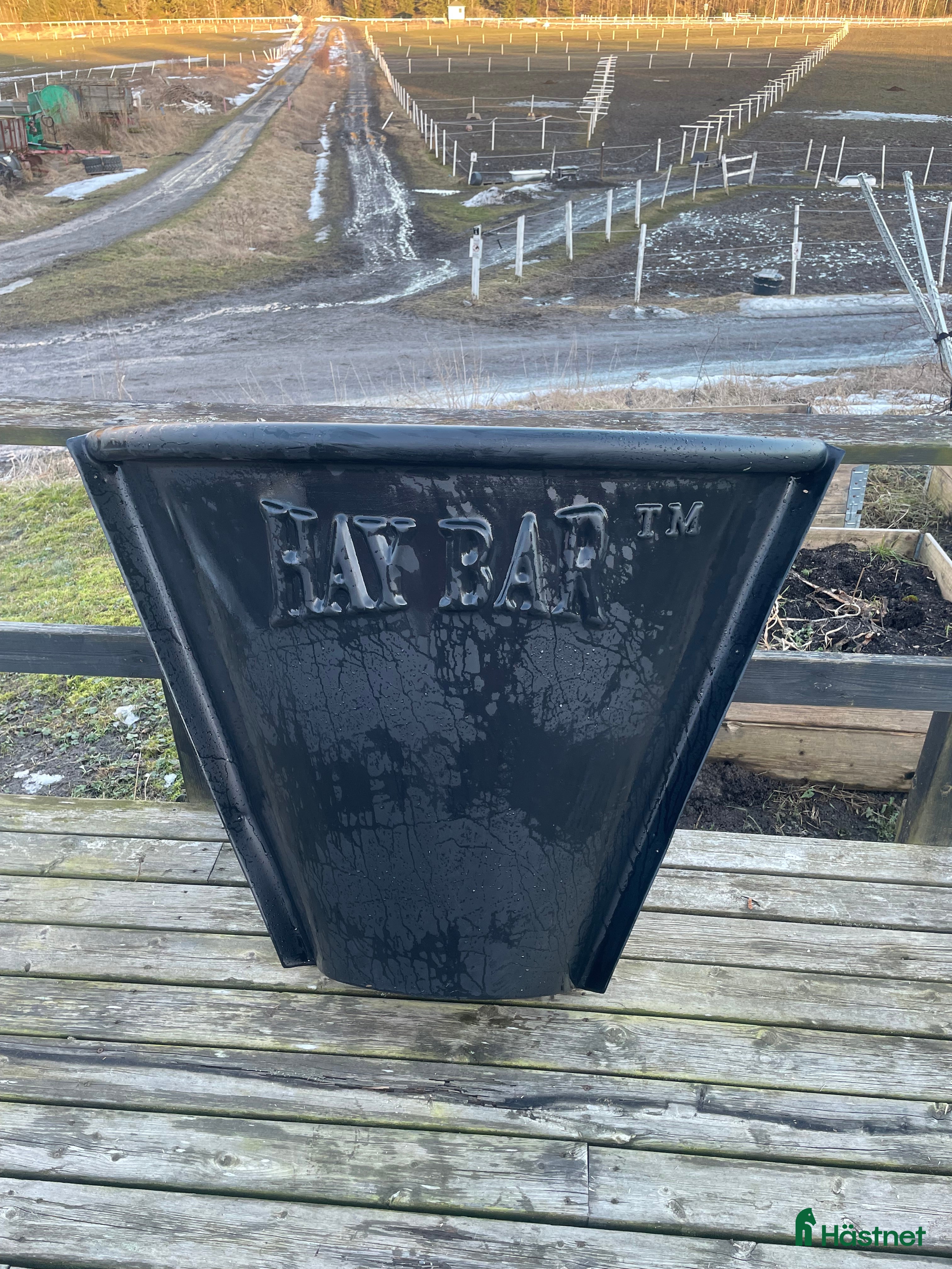 Stallinredning, stängsel & gård övrig utrustning till salu: Fin haybar 80cm i Västerhaninge - Annons 1