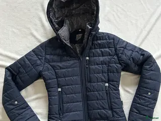 Jackor & Kavajer ryttarutrustning till salu: Uhip jacka i str 150 i Olofstorp - Annons 1