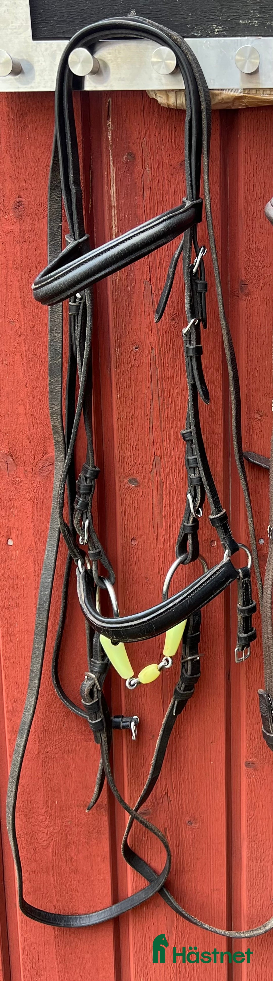 Träns hästutrustning till salu: Träns, bett, tyglar och diverse tränsdelar i Sandviken - Annons 2