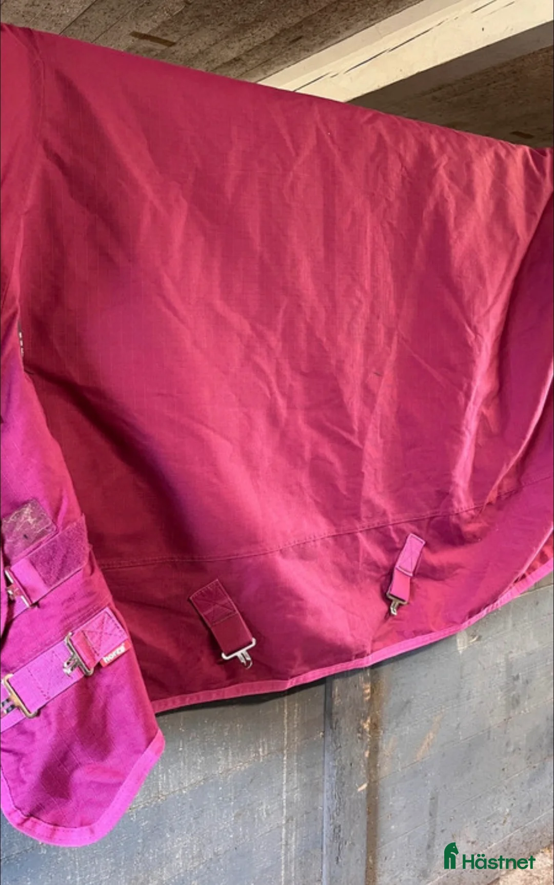 Täcken hästutrustning till salu: Varmt vintertäcke till salu i Perstorp - Annons 1