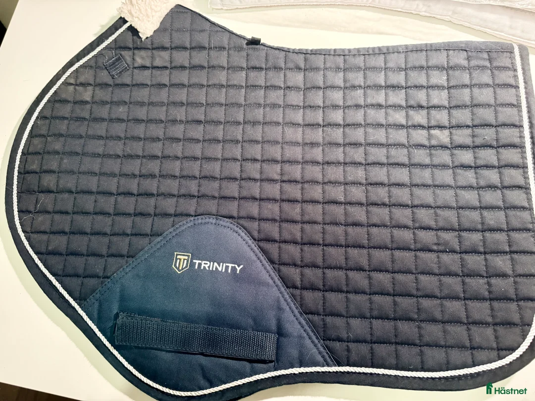 Schabrak & Vojlockar hästutrustning till salu: Schabrak - ponny i Linköping - Annons 1