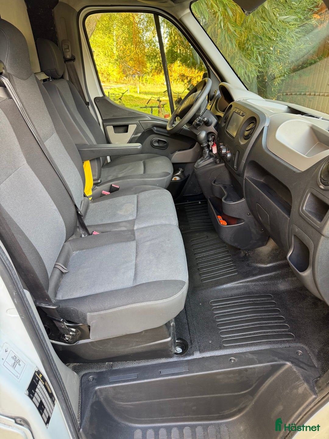 Hästlastbilar  fordon & transport till salu: RENAULT MASTER AMELINE 3 sits 2017 Hög lastvikt! i Boden - Annons 7