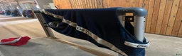 Täcken hästutrustning till salu: Scape Sports fleecetäcke, 135 cm - Annons 2