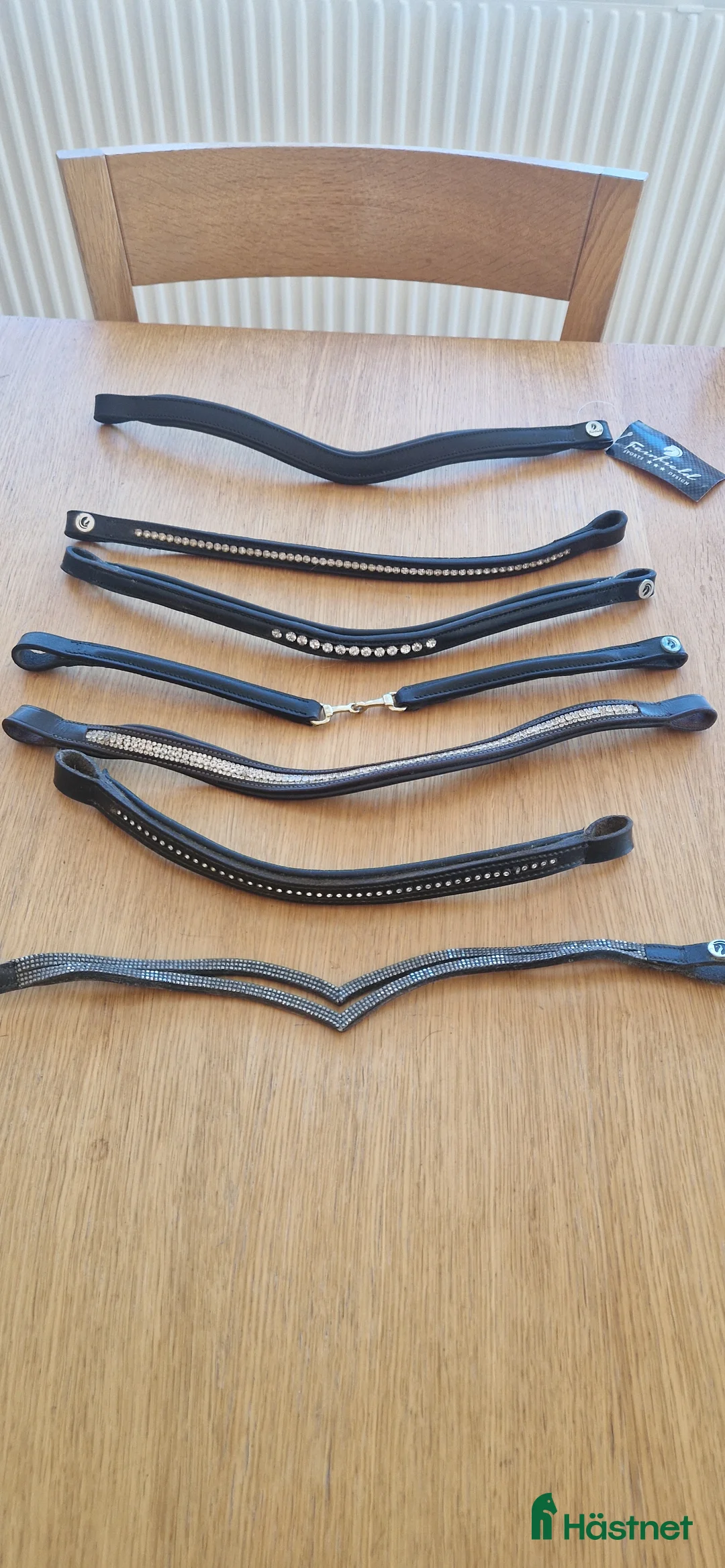 Övrig Hästutrustning hästutrustning till salu: Paket med pannband strl. Cob - Annons 1