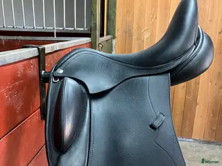 Sadlar hästutrustning Kemnevall DR Oakley, 17,5 tum - Annons 18