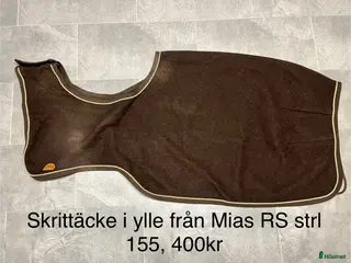 Täcken hästutrustning till salu: Skrittäcken - Annons 1