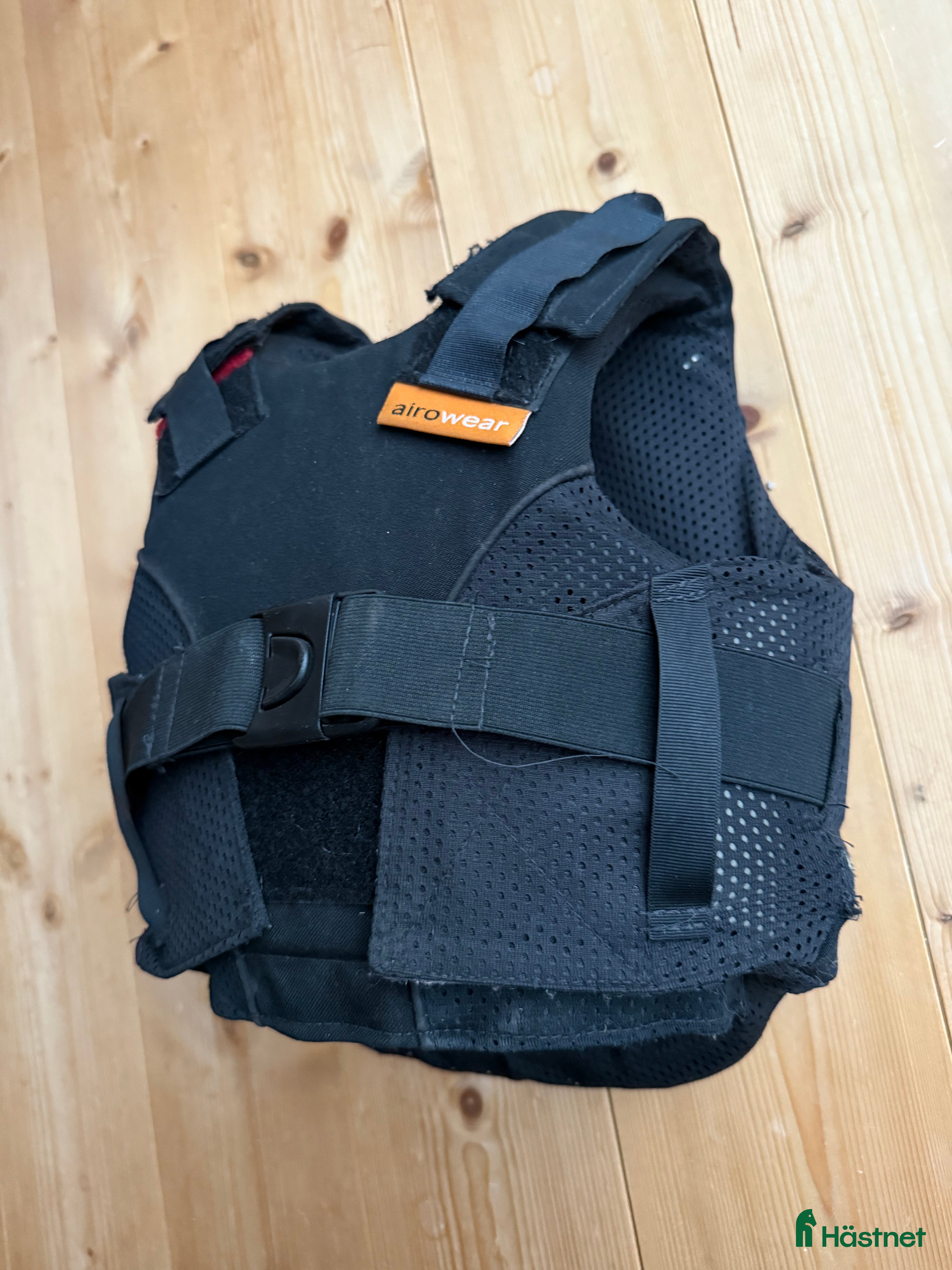 Säkerhetsvästar ryttarutrustning till salu: Airowear CXXS short i Staffanstorp - Annons 5