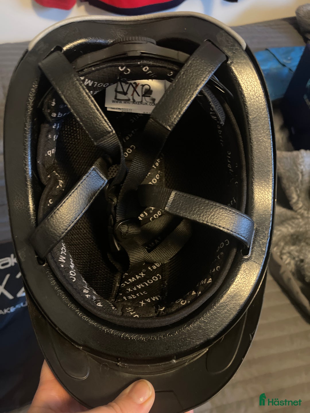 Hjälmar ryttarutrustning till salu: Whitaker Vx2 Sparkly i Jönköping - Annons 2