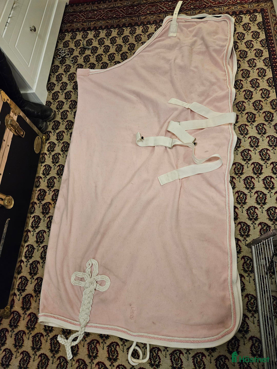 Täcken hästutrustning till salu: Babyrosa fleecetäcke 135 cm i Svärtinge - Annons 2