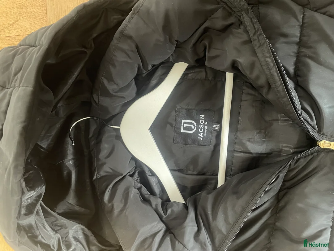 Jackor & Kavajer ryttarutrustning till salu: Jacson kappa i Gamleby - Annons 3