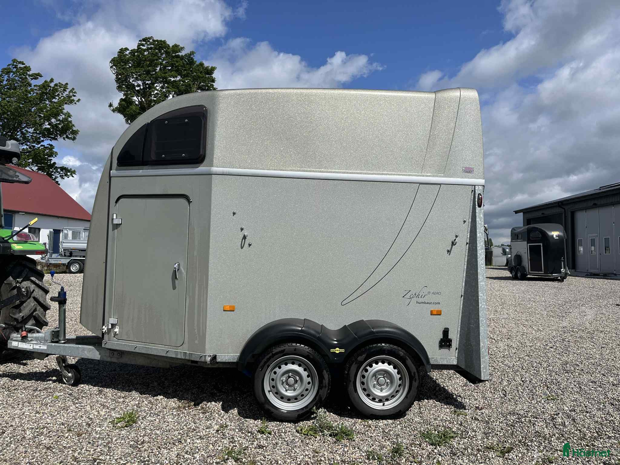 Hästtransporter  fordon & transport till salu: Mycket fin hästtransport med sadelkammare i Löderup - Annons 2