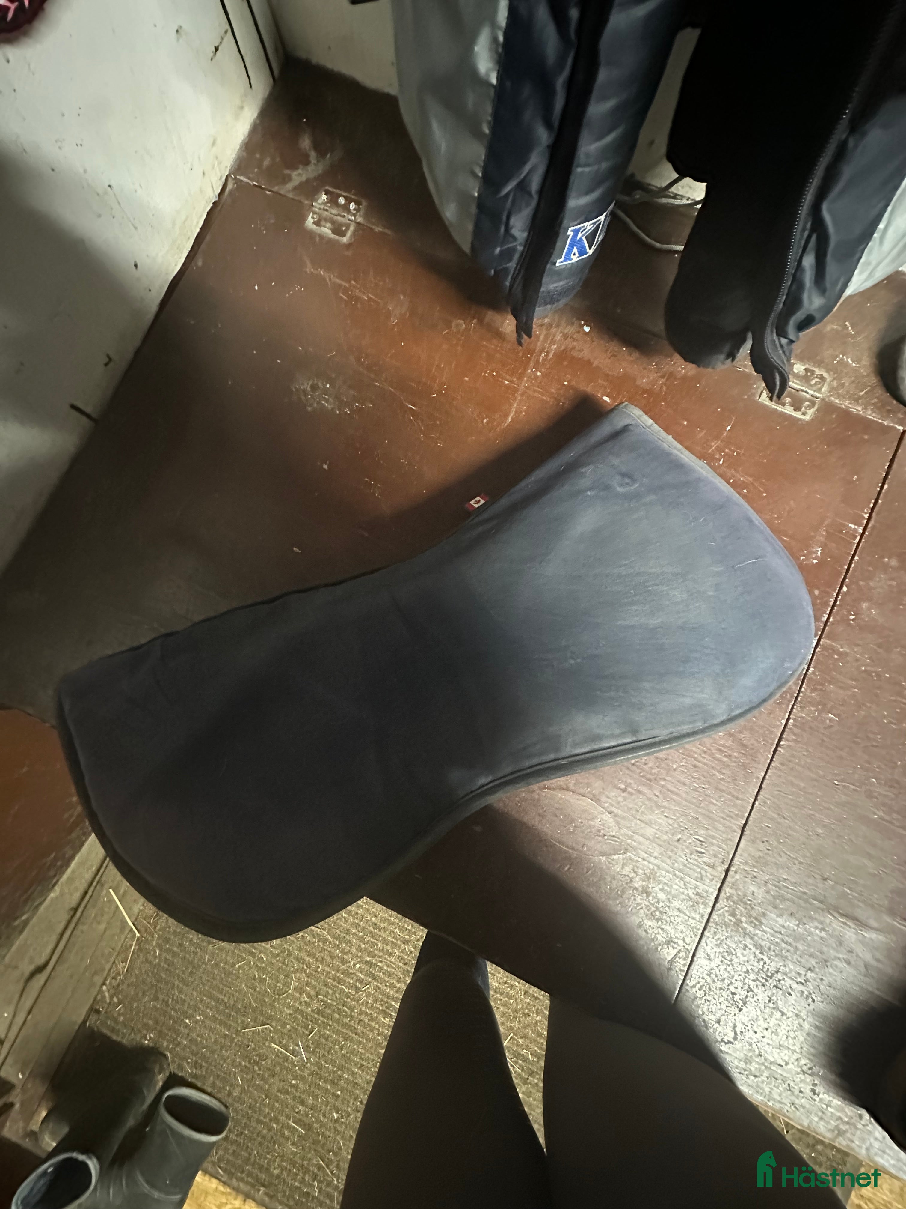 Sadeltillbehör hästutrustning Marinblå ogilvy padd säljes  - Annons 6