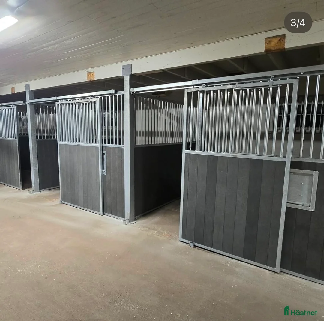  stallplats finnes: Stallplats på Sydslättens ryttarförening  i Anderslöv - Annons 1