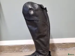 Ridstövlar ryttarutrustning till salu: Mountain horse sovereign - Annons 1