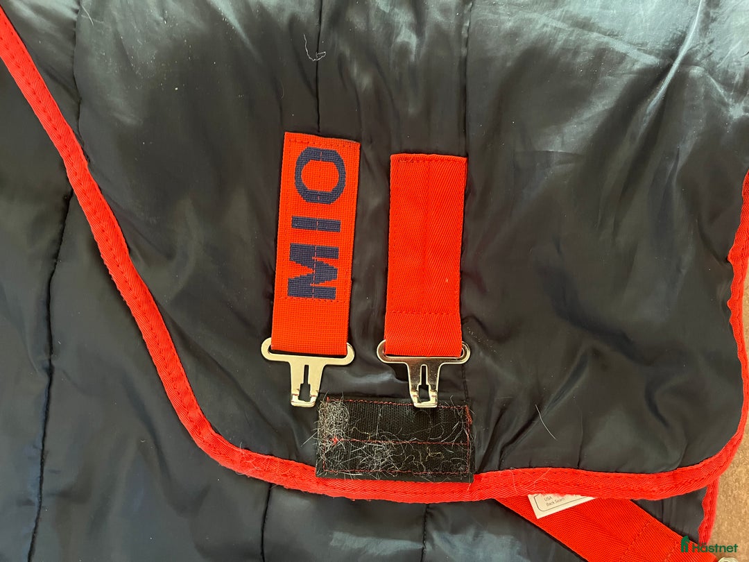 Täcken hästutrustning till salu: Mio Insolator i Värmdö - Annons 2