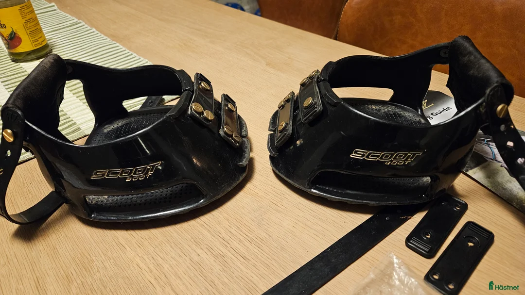 Övrig Hästutrustning hästutrustning till salu: Scootboots st 9 i Tranås - Annons 2