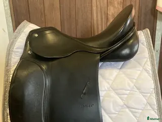 Sadlar hästutrustning till salu: Fin Passier Dressyrsadel i Löberöd - Annons 2