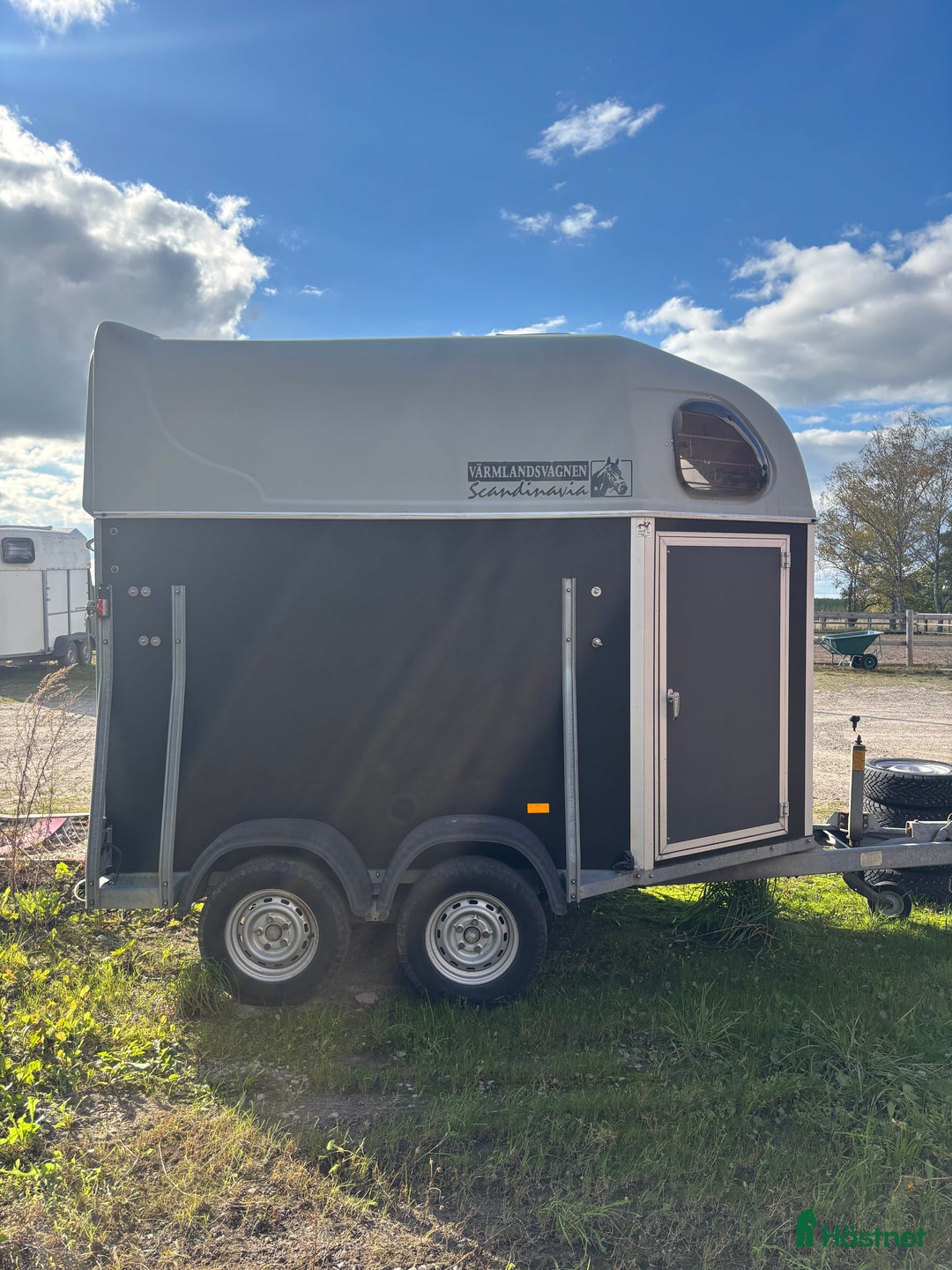 Hästtransporter  fordon & transport till salu: Nyrenoverad Värmlandsvagen - Sadelkammare mm i Västerås - Annons 2
