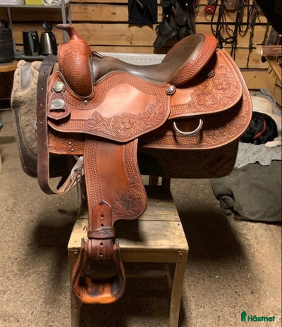 Sadlar hästutrustning till salu: Säljer Crates Surpreme Ladies Reiner i Råneå - Annons 1