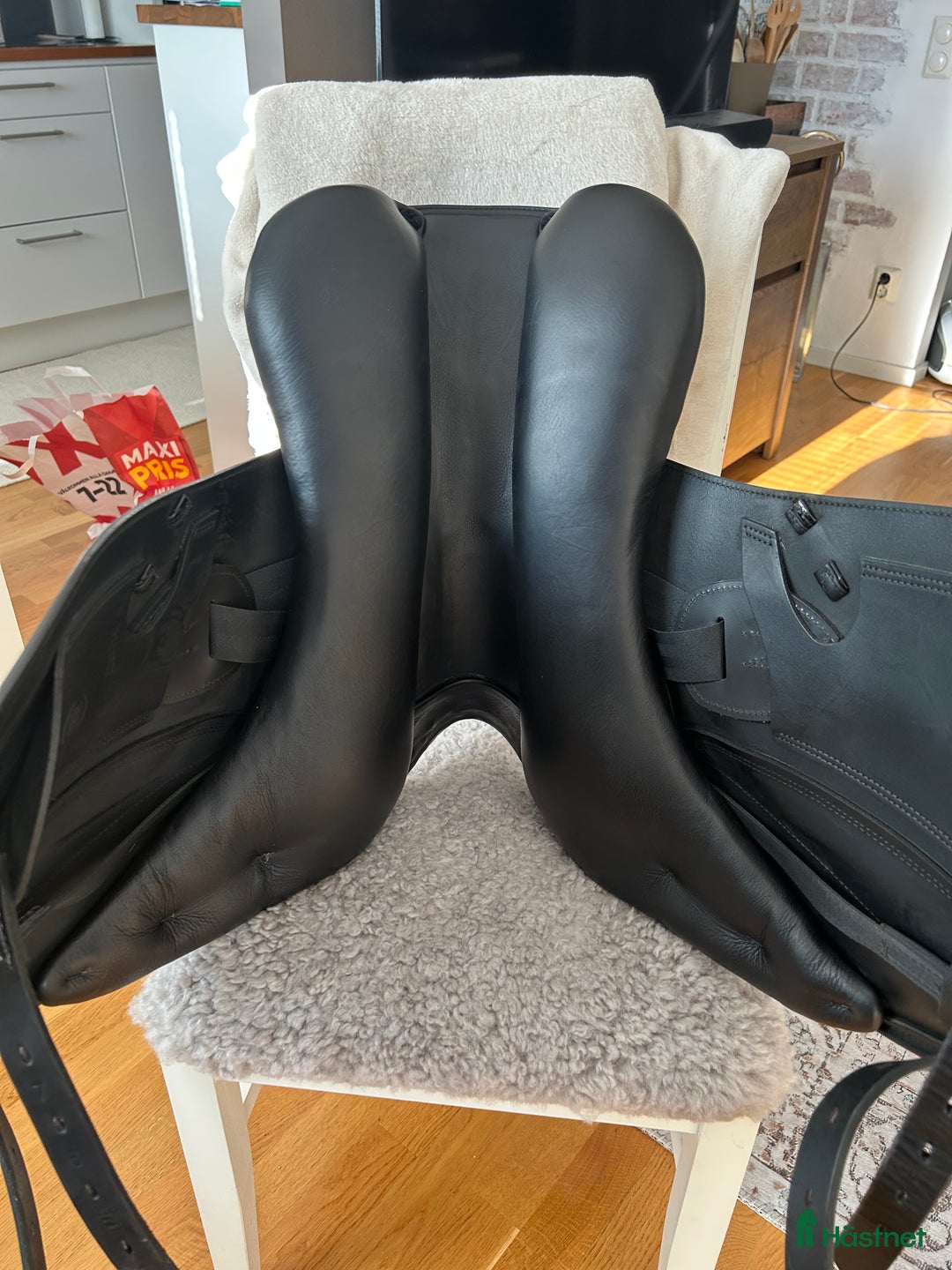 Sadlar hästutrustning till salu: Fin Prestige dressyrsadel i Stockholm - Annons 2