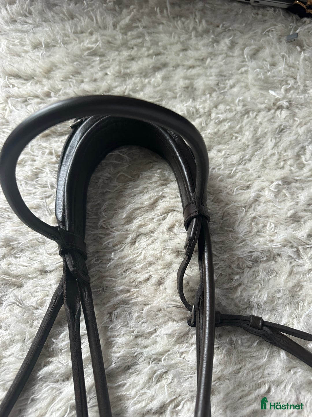 Träns hästutrustning till salu: Otto Schumacher - rundsytt träns i Stockholm - Annons 6