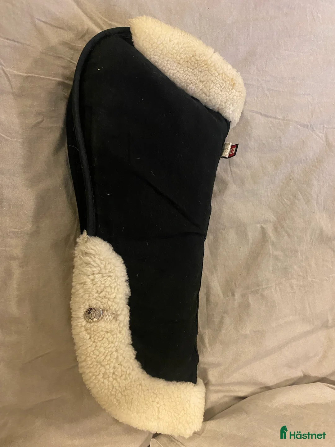 Schabrak & Vojlockar hästutrustning till salu: Memory foam pad i Uddevalla - Annons 2