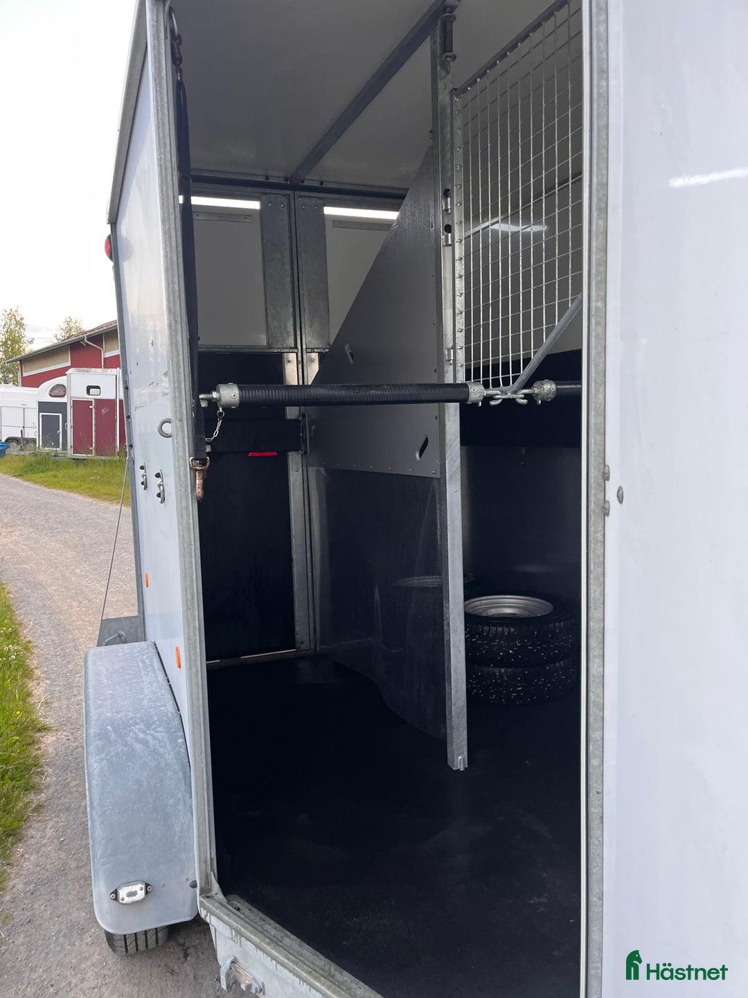 Hästtransporter  fordon & transport till salu: Fautras Provan Premium i Söderby - Annons 6