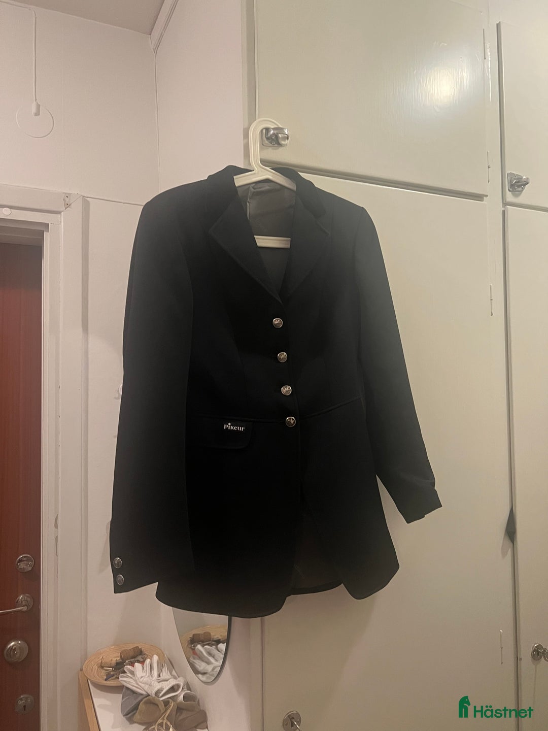 Jackor & Kavajer ryttarutrustning till salu: Pikeur Diana svart 36 i Johanneshov - Annons 2