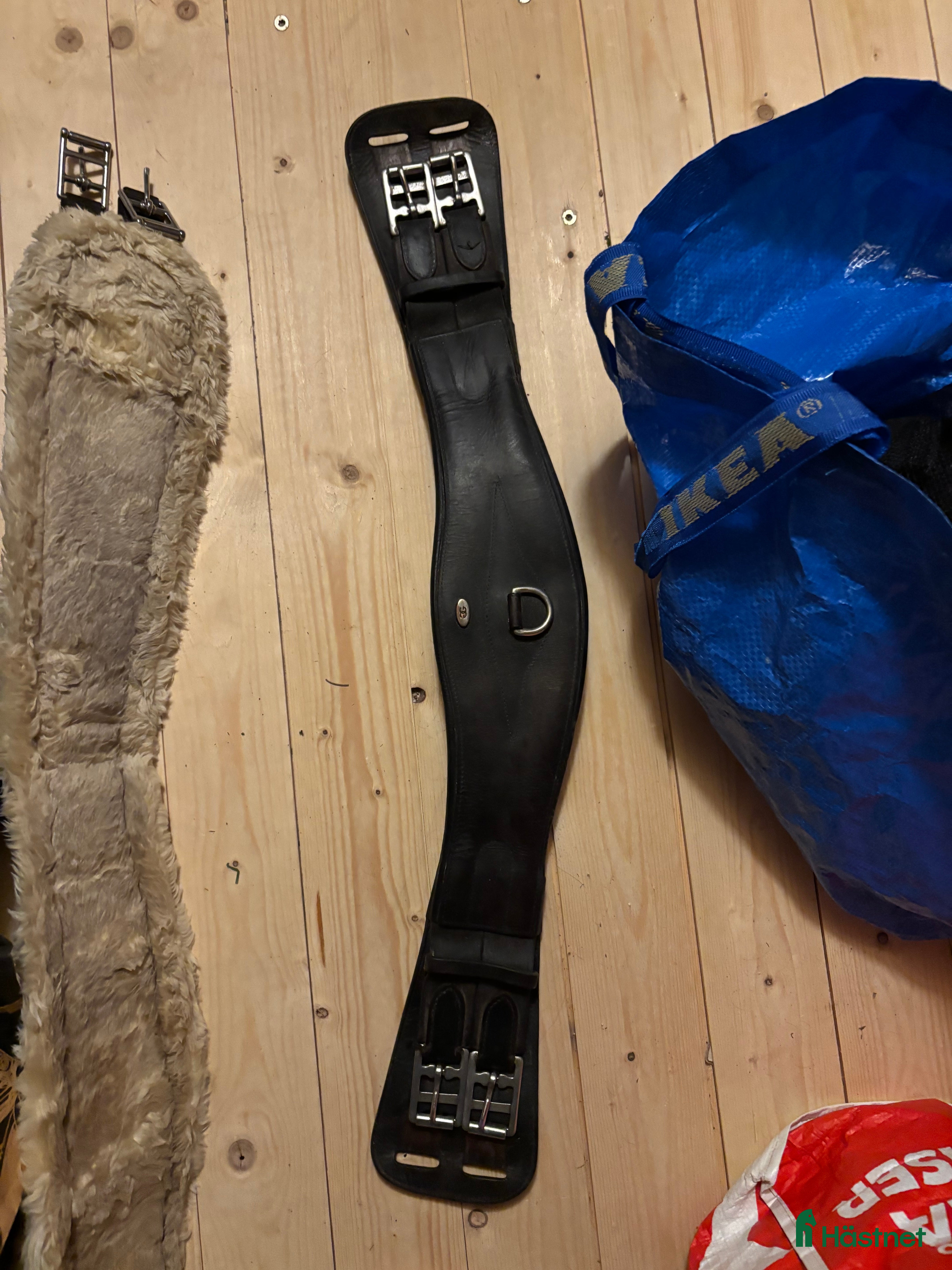 Sadeltillbehör hästutrustning Dressyrgjordar  - Annons 9